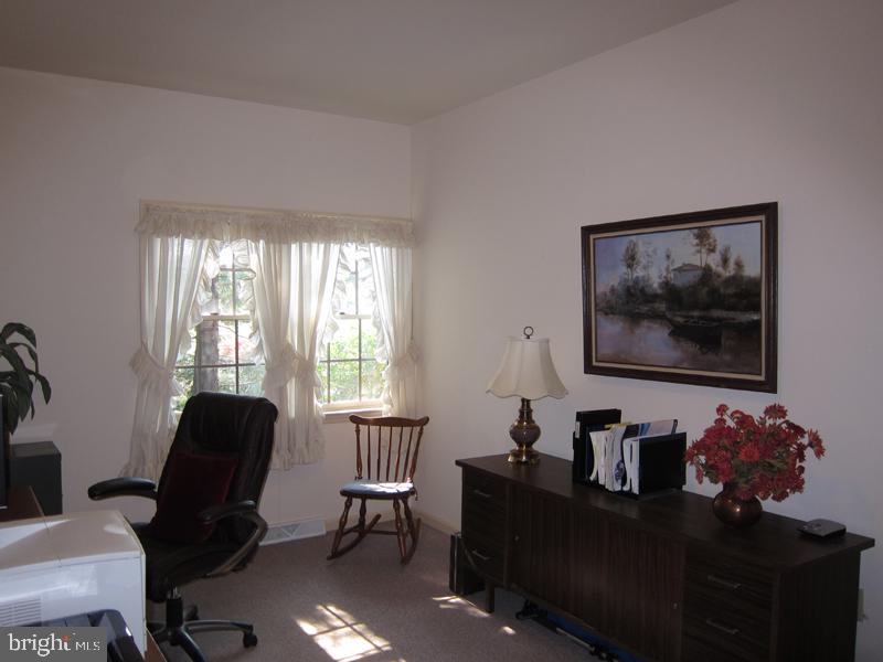 218 Lyndam Lane Lititz, PA 17543 - Photo 24 of 36