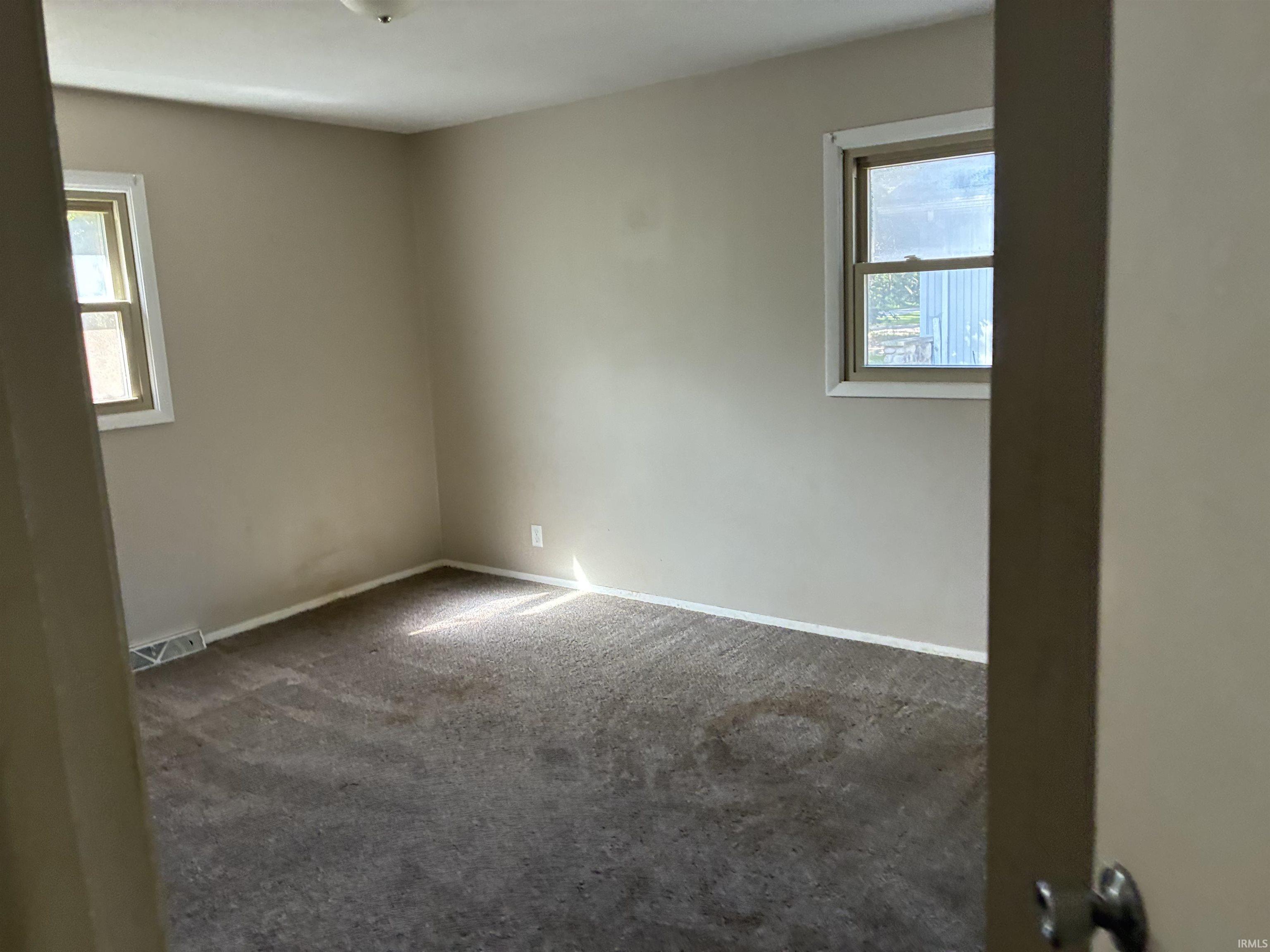 748 West 9th Street Rochester, IN 46975 - Photo 12 of 22 Gallery Image 12
