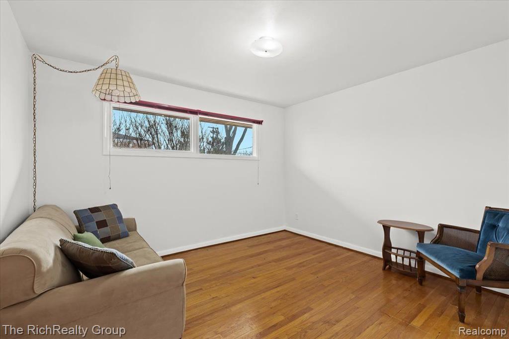 1721 Hanover Road Ann Arbor, MI 48103 - Photo 17 of 30