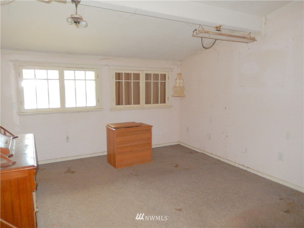 2805 Southeast Spring Creek Road Port Orchard, WA 98367 - Photo 18 of 25 Gallery Image 18