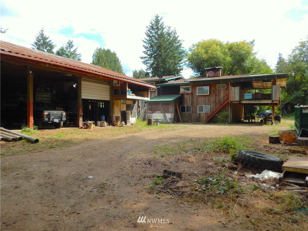 2805 Southeast Spring Creek Road Port Orchard, WA 98367 - Photo 4 of 25 Gallery Image 4