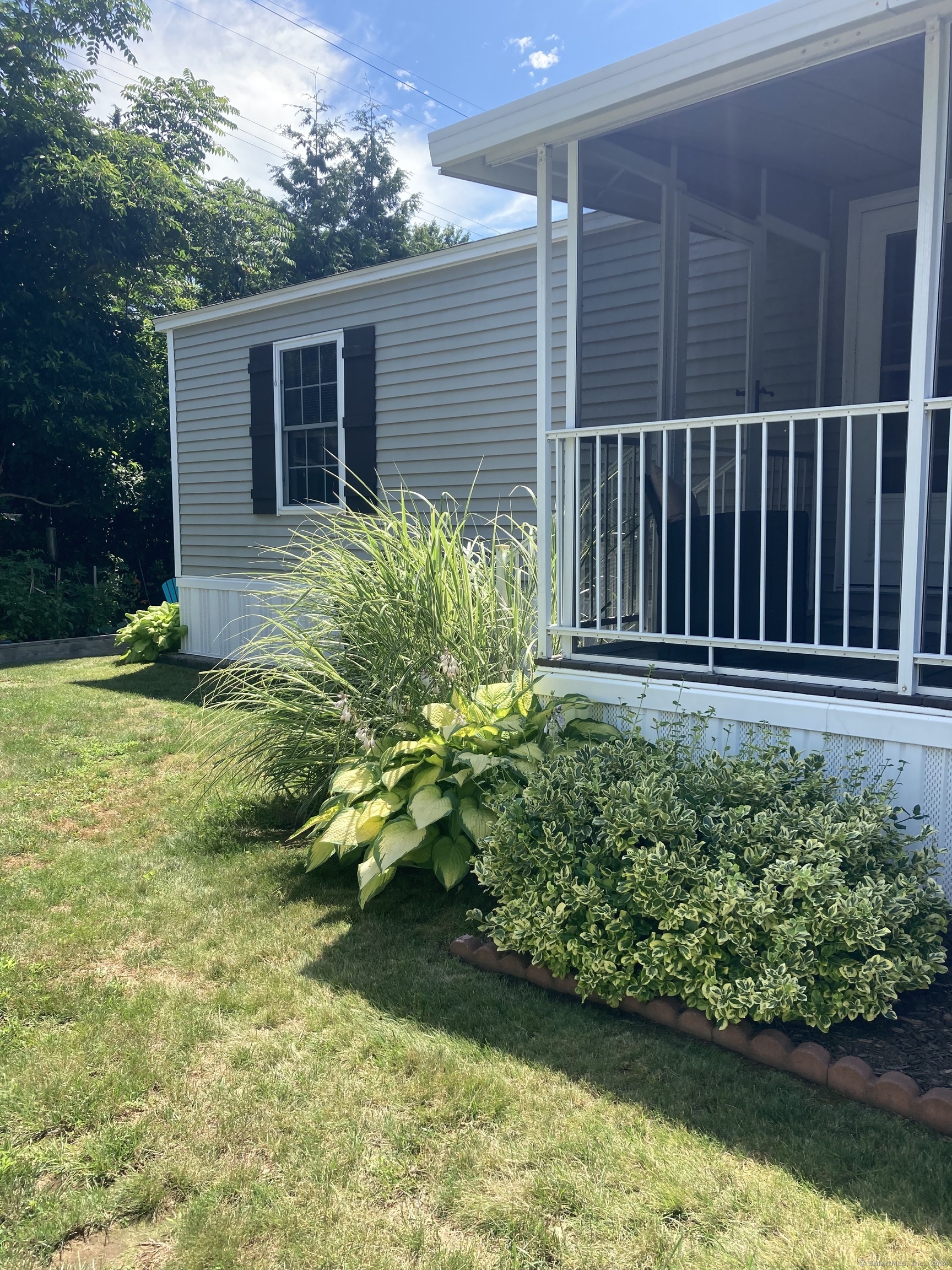 10 Oak Avenue Westbrook, CT 06498 - Photo 1 of 1 Welcome to 10 Oak Drive