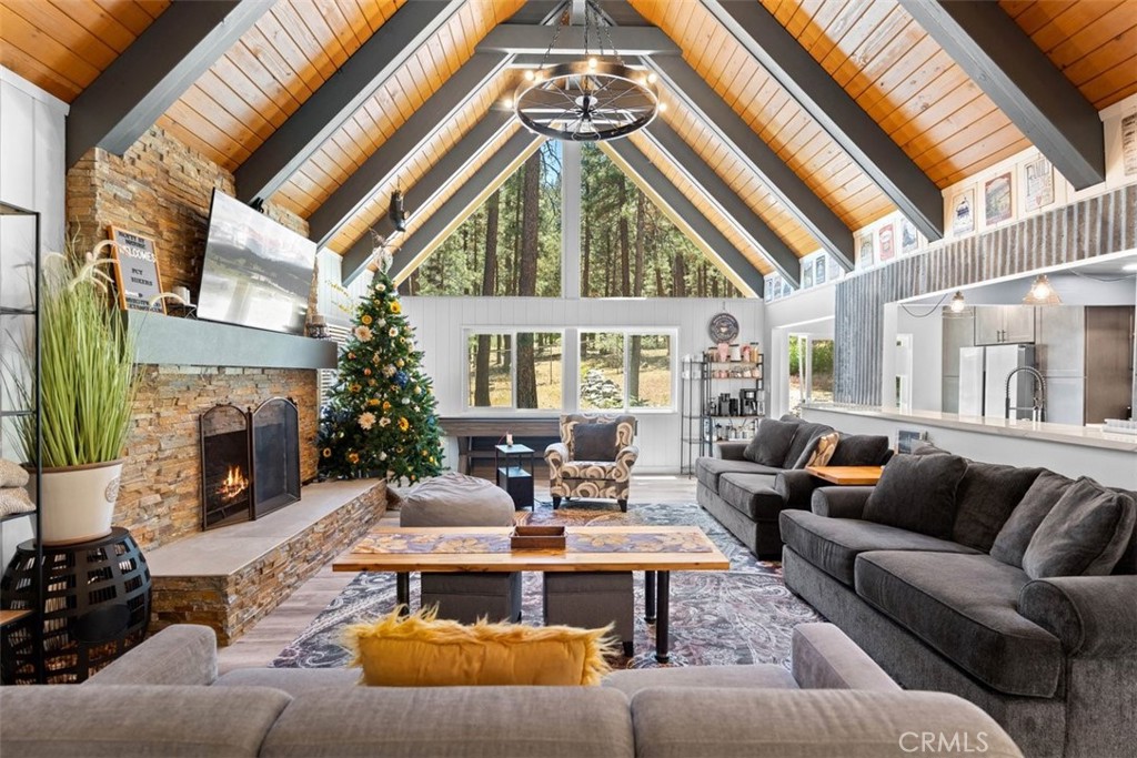 1535 Linnet Road Wrightwood, CA 92397 - Photo 4 of 54