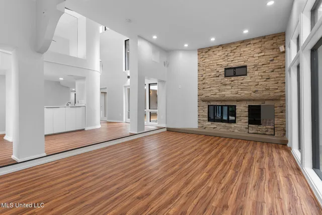 $870,000 | 2426 Eastover Drive, Jackson, MS 39211