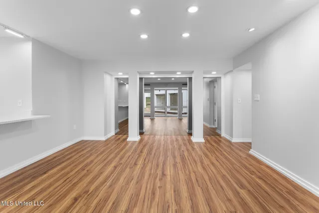 $870,000 | 2426 Eastover Drive, Jackson, MS 39211