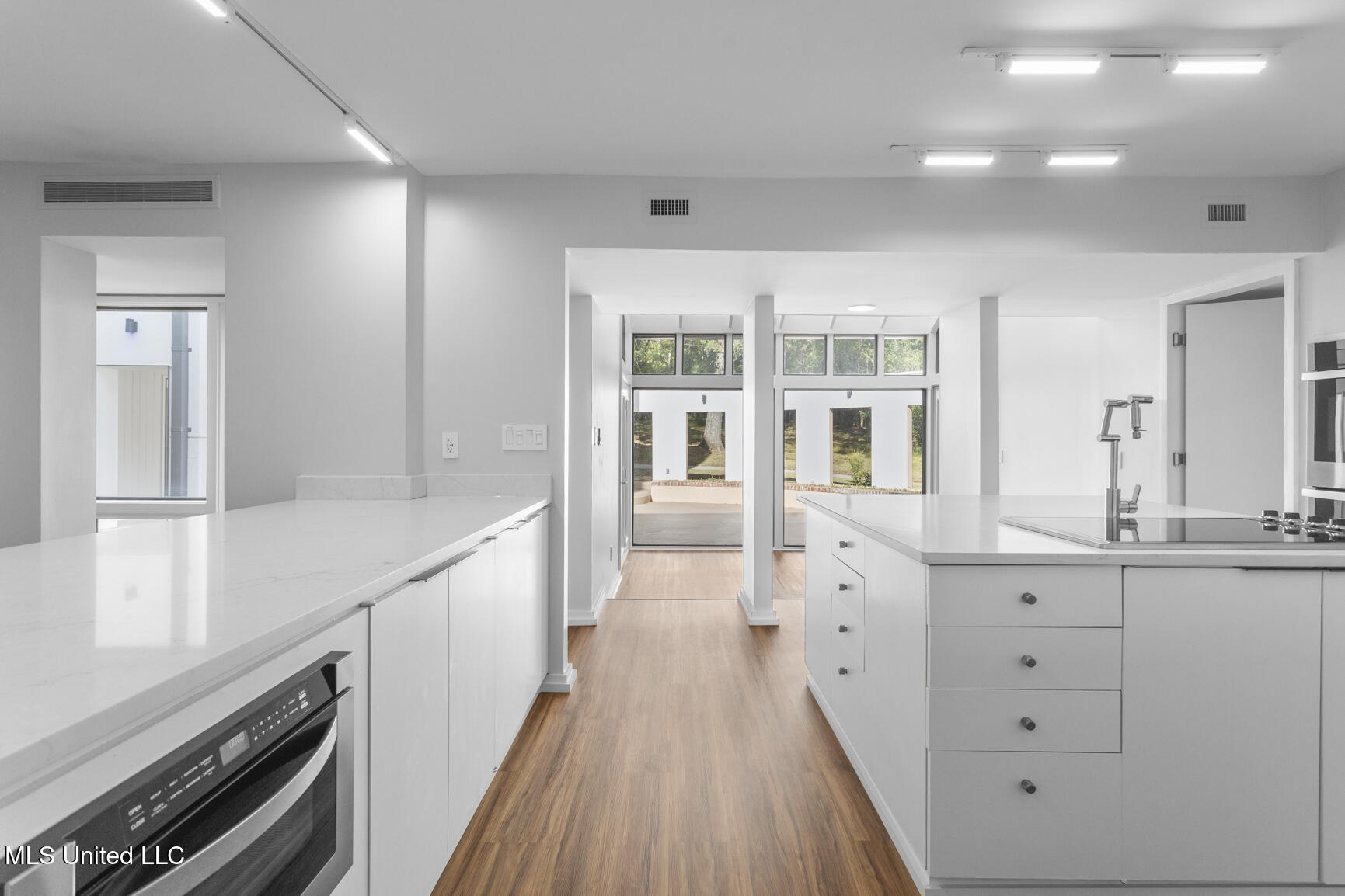 2426 Eastover Drive Jackson, MS 39211 - Photo 24 of 70 2426 Eastover-22