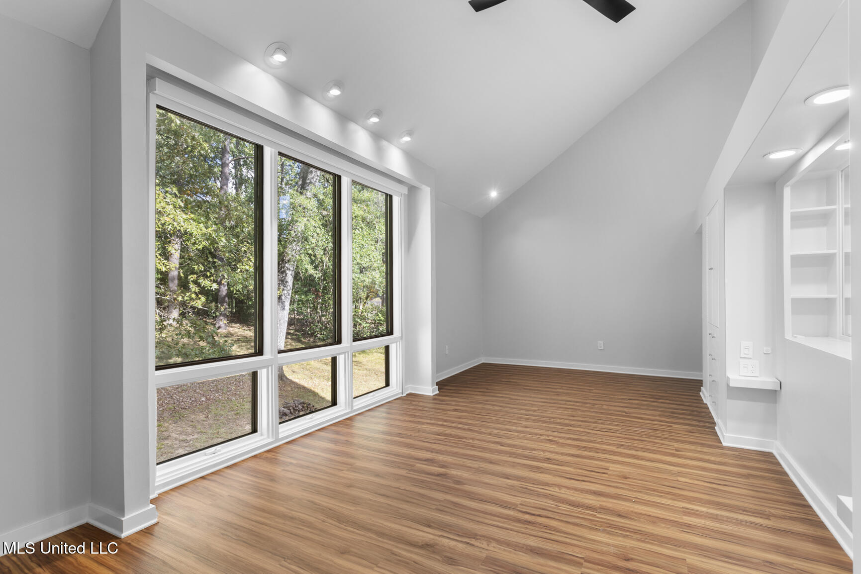 2426 Eastover Drive Jackson, MS 39211 - Photo 38 of 70 2426 Eastover-36