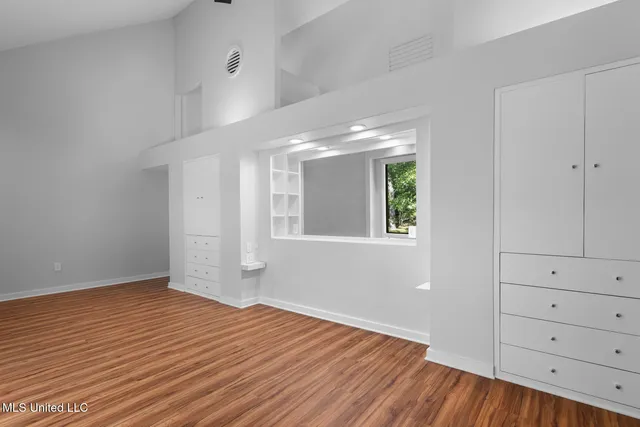 $870,000 | 2426 Eastover Drive, Jackson, MS 39211