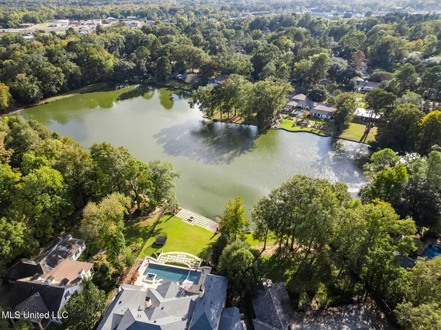 $870,000 | 2426 Eastover Drive, Jackson, MS 39211