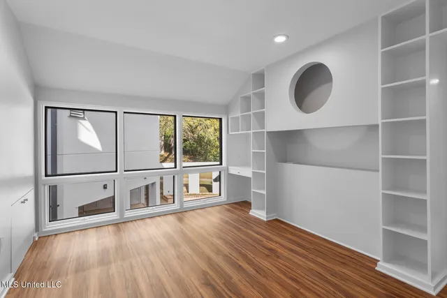 $870,000 | 2426 Eastover Drive, Jackson, MS 39211