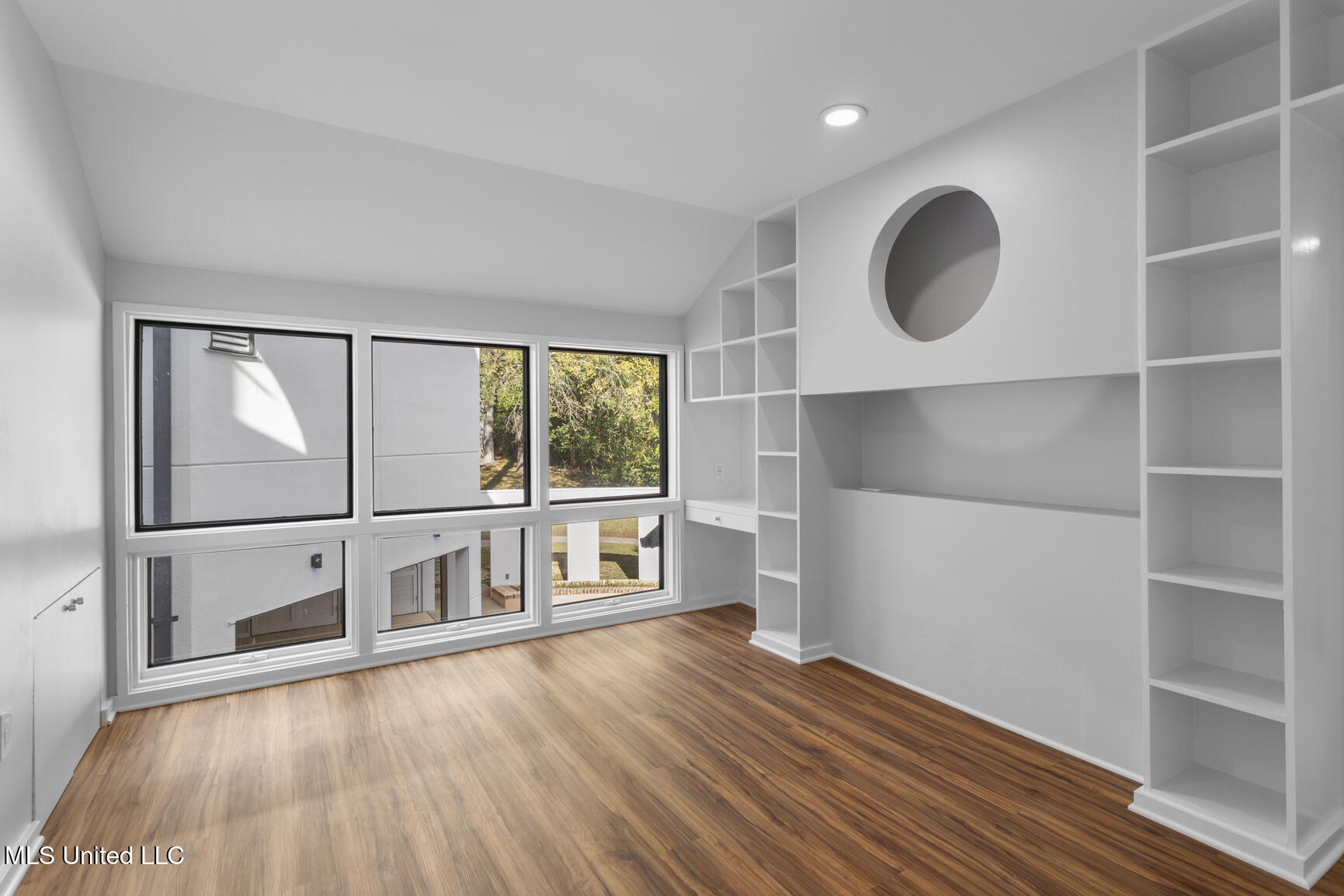 2426 Eastover Drive Jackson, MS 39211 - Photo 46 of 70 2426 Eastover-44