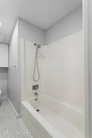 $870,000 | 2426 Eastover Drive, Jackson, MS 39211