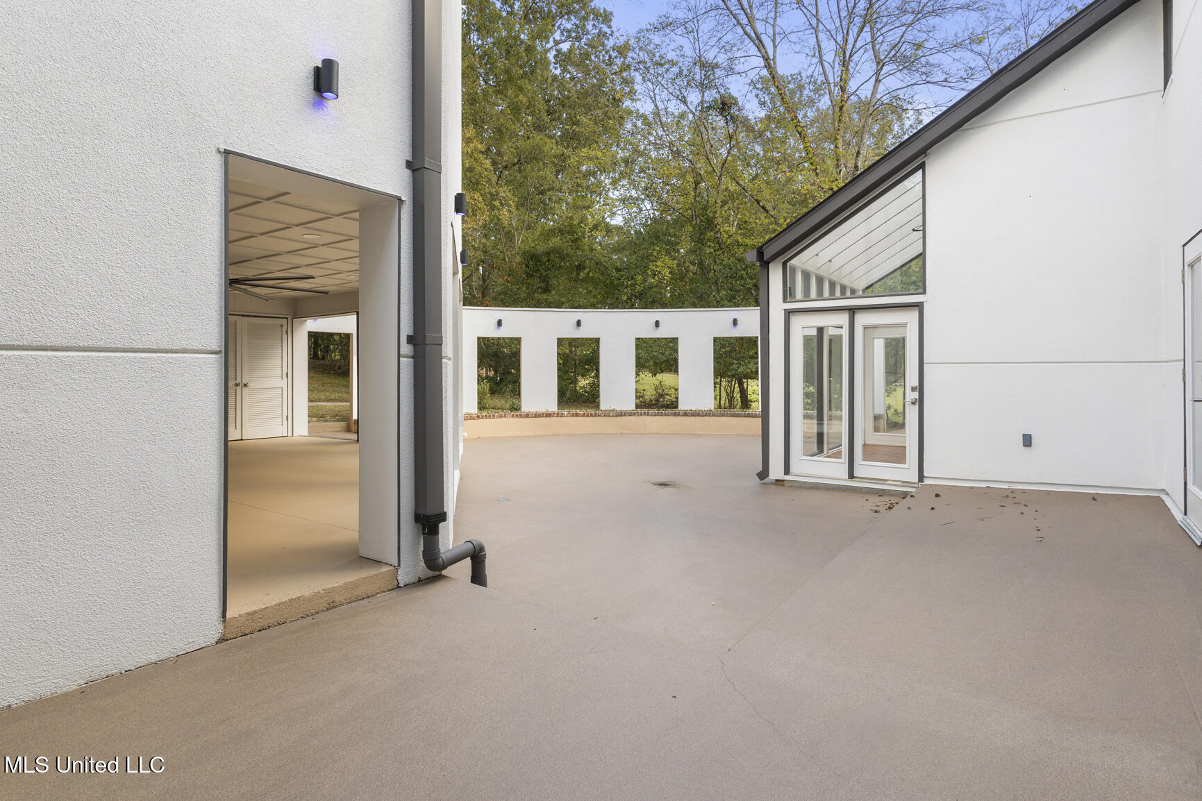 2426 Eastover Drive Jackson, MS 39211 - Photo 59 of 70 2426 Eastover-57