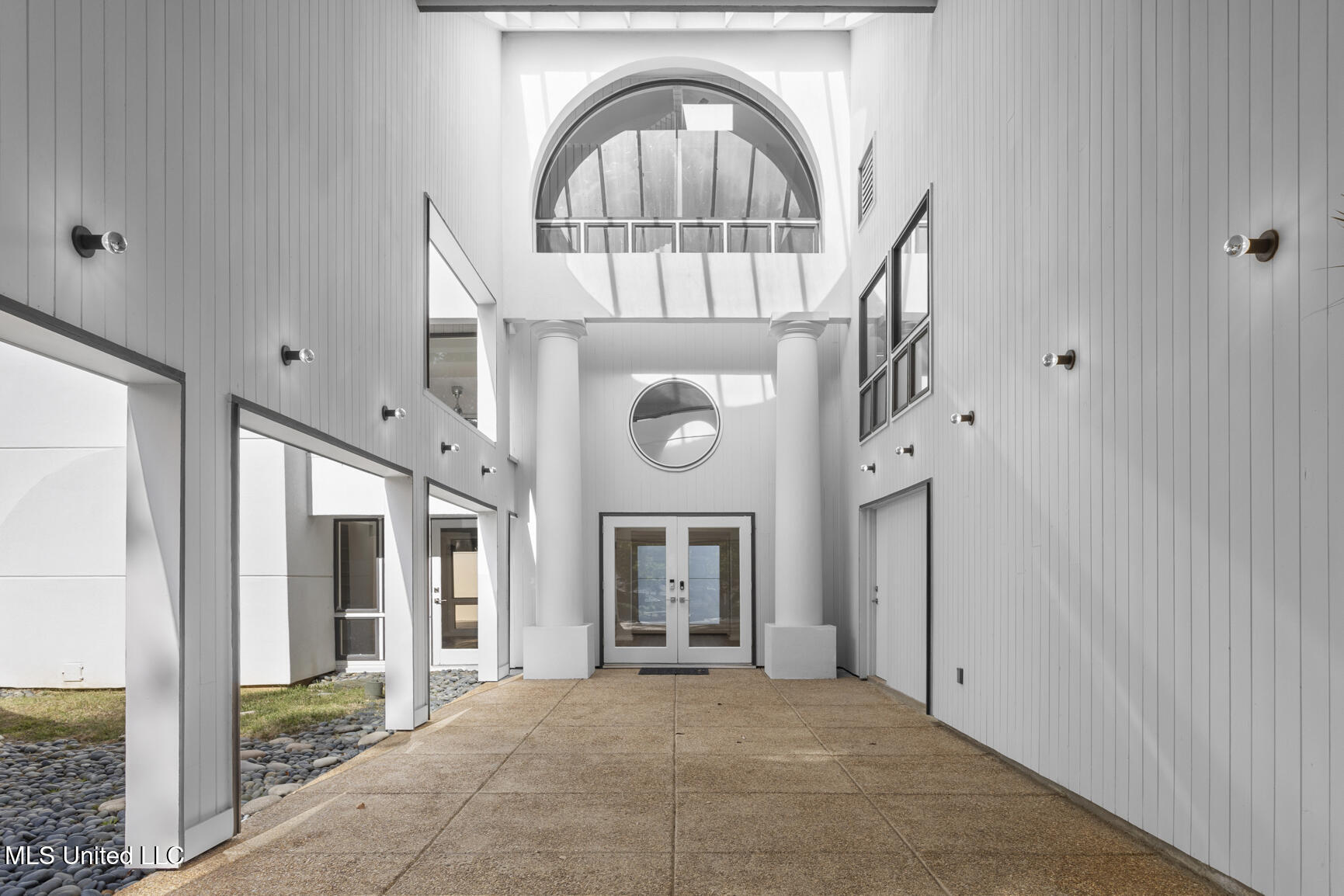 2426 Eastover Drive Jackson, MS 39211 - Photo 8 of 70 2426 Eastover-6