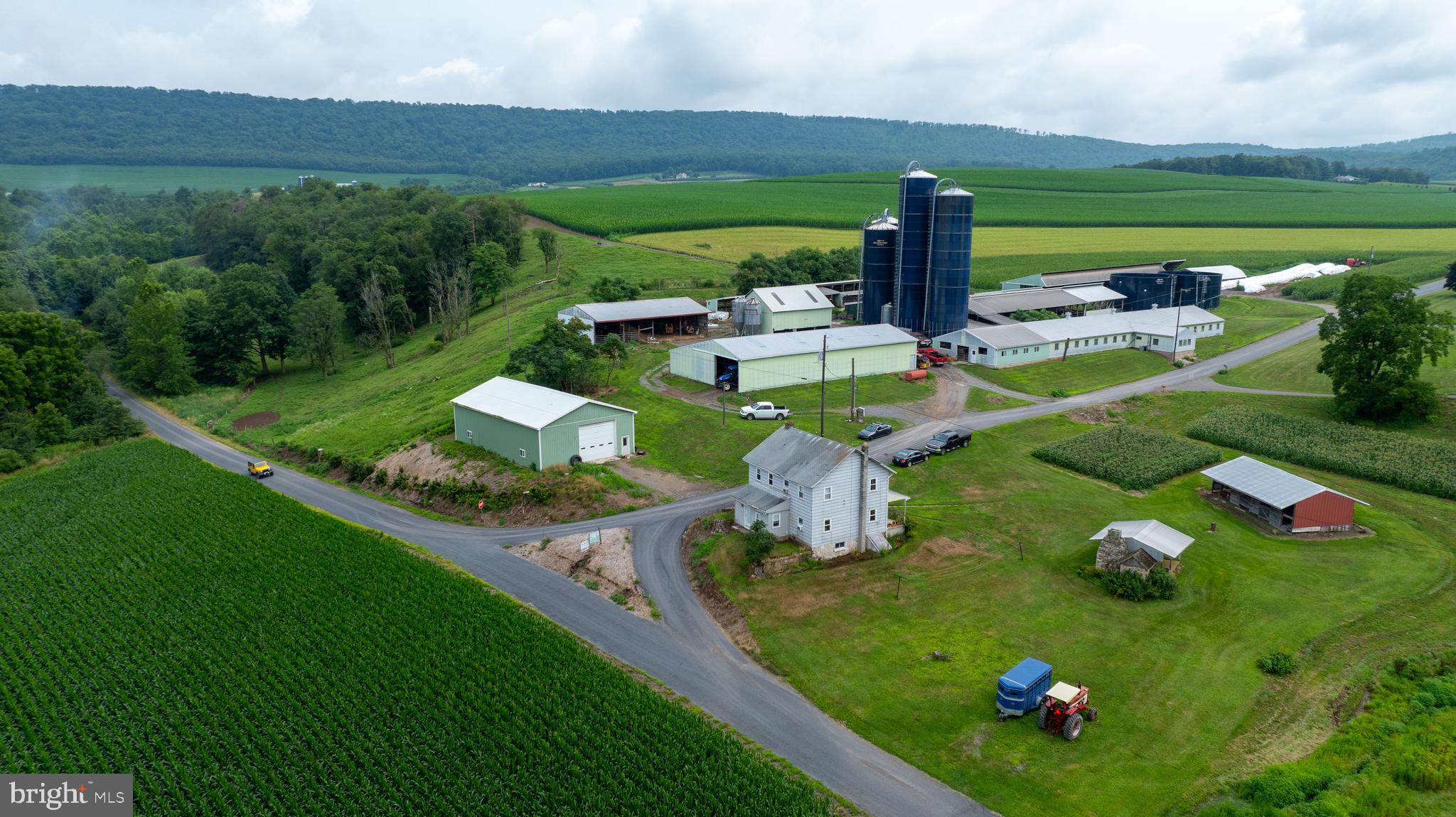15 Snyder Road Pitman, PA 17964 - Photo 35 of 120 a front view of a house with garden