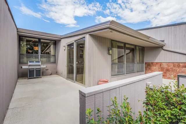 a house view with a outdoor space