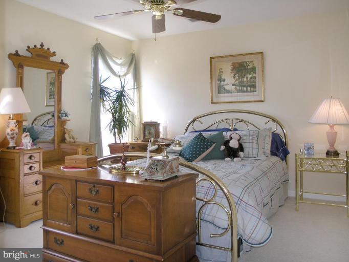 14456 Clubhouse Road Gainesville, VA 20155 - Photo 20 of 30 Bedroom #3