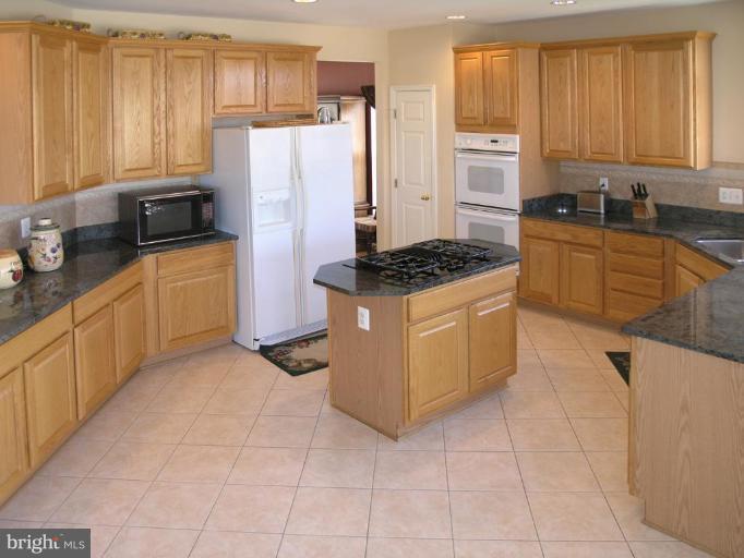14456 Clubhouse Road Gainesville, VA 20155 - Photo 28 of 30 Kitchen #2