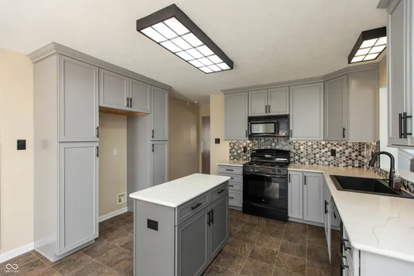 $393,000 | 7253 Ponderosa Pines Place, Indianapolis, IN 46239