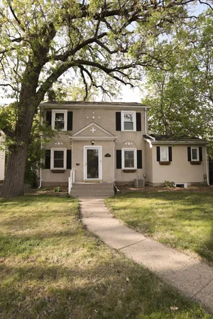 $480,000 | 2312 West 54th Street, Minneapolis, MN 55410