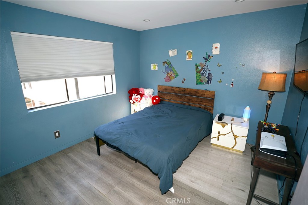 18954 Sherman Way, Unit 3 Reseda, CA 91335 - Photo 33 of 46