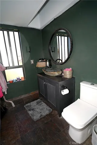 $540,000 | 18954 Sherman Way, Unit 3, Reseda, CA 91335