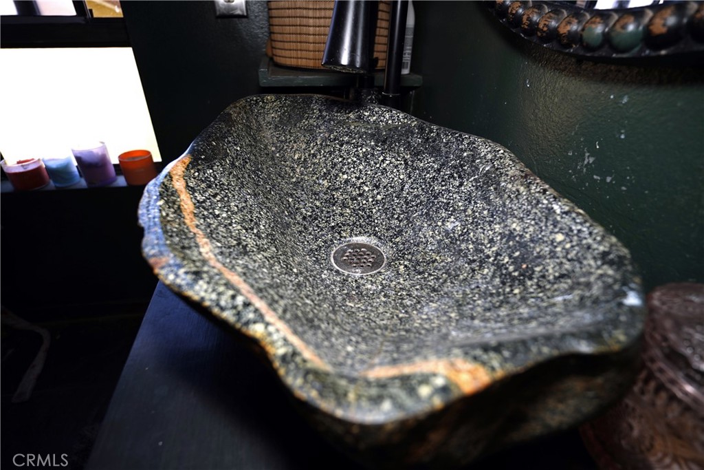 18954 Sherman Way, Unit 3 Reseda, CA 91335 - Photo 38 of 46