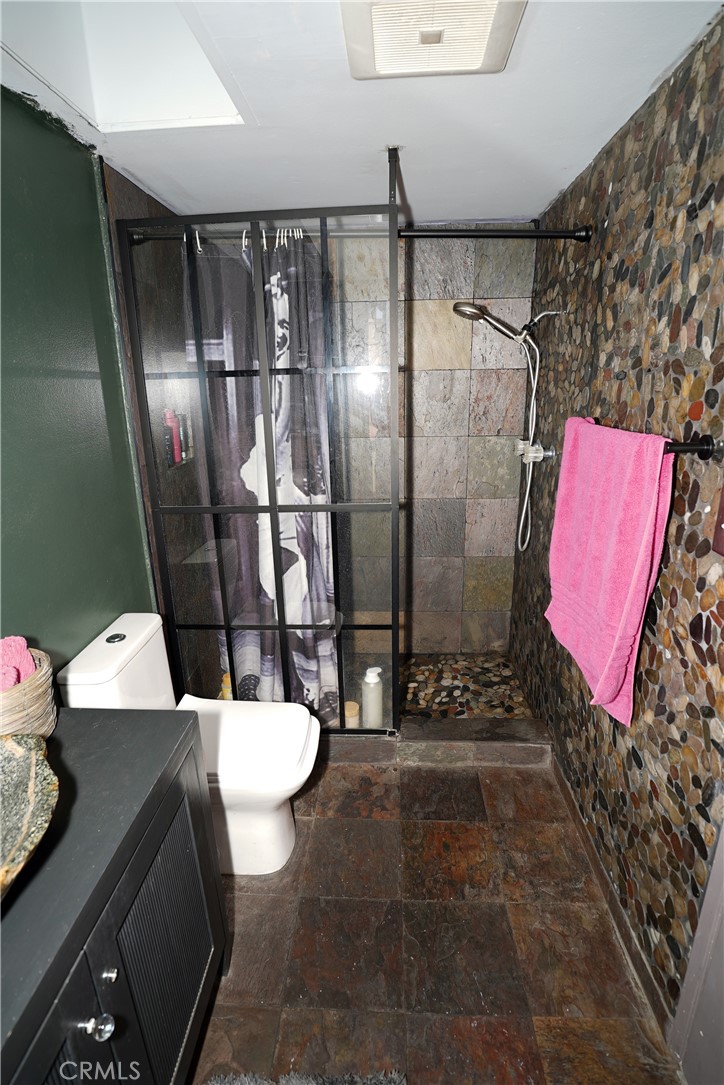 18954 Sherman Way, Unit 3 Reseda, CA 91335 - Photo 40 of 46