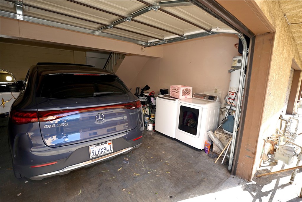 18954 Sherman Way, Unit 3 Reseda, CA 91335 - Photo 44 of 46