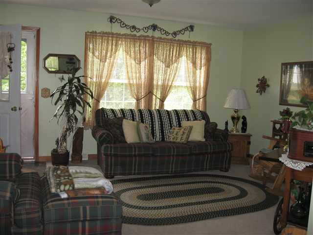 143 Homestead Road Saratoga, NY 12866 - Photo 4 of 6 Photo 4
