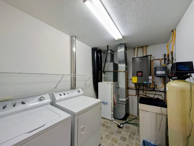 $259,900 | 1213 Ashmore Avenue, Montevideo, MN 56265