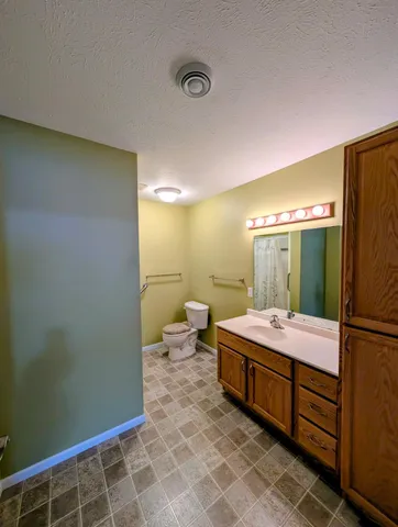 $259,900 | 1213 Ashmore Avenue, Montevideo, MN 56265