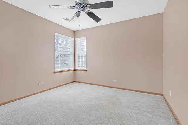 $2,500 | 368 Glen Byrn Court, Schaumburg, IL 60107