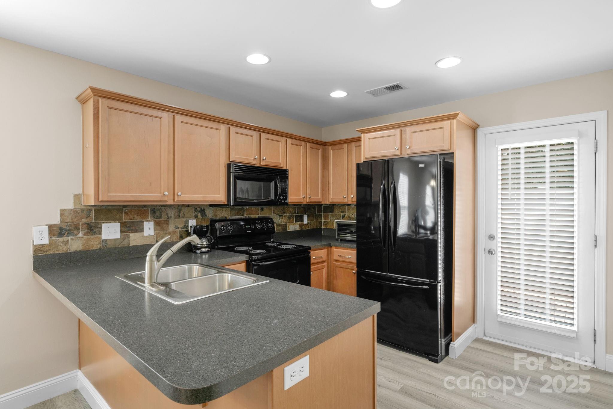 1907 Sandal Brook Road Fort Mill, SC 29707 - Photo 9 of 28 Gallery Image 9