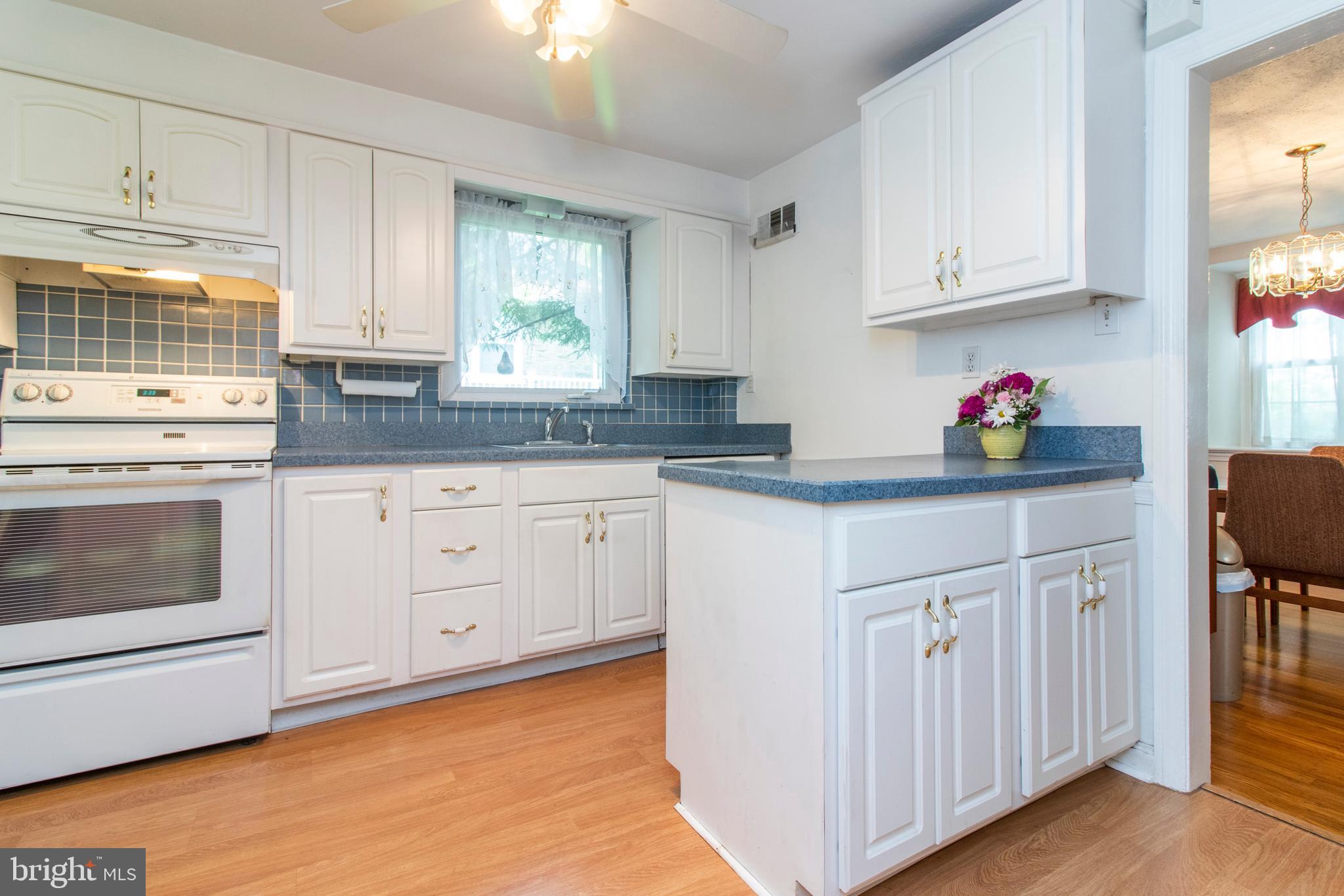 348 Lombardy Road Drexel Hill, PA 19026 - Photo 14 of 34 Gallery Image 14