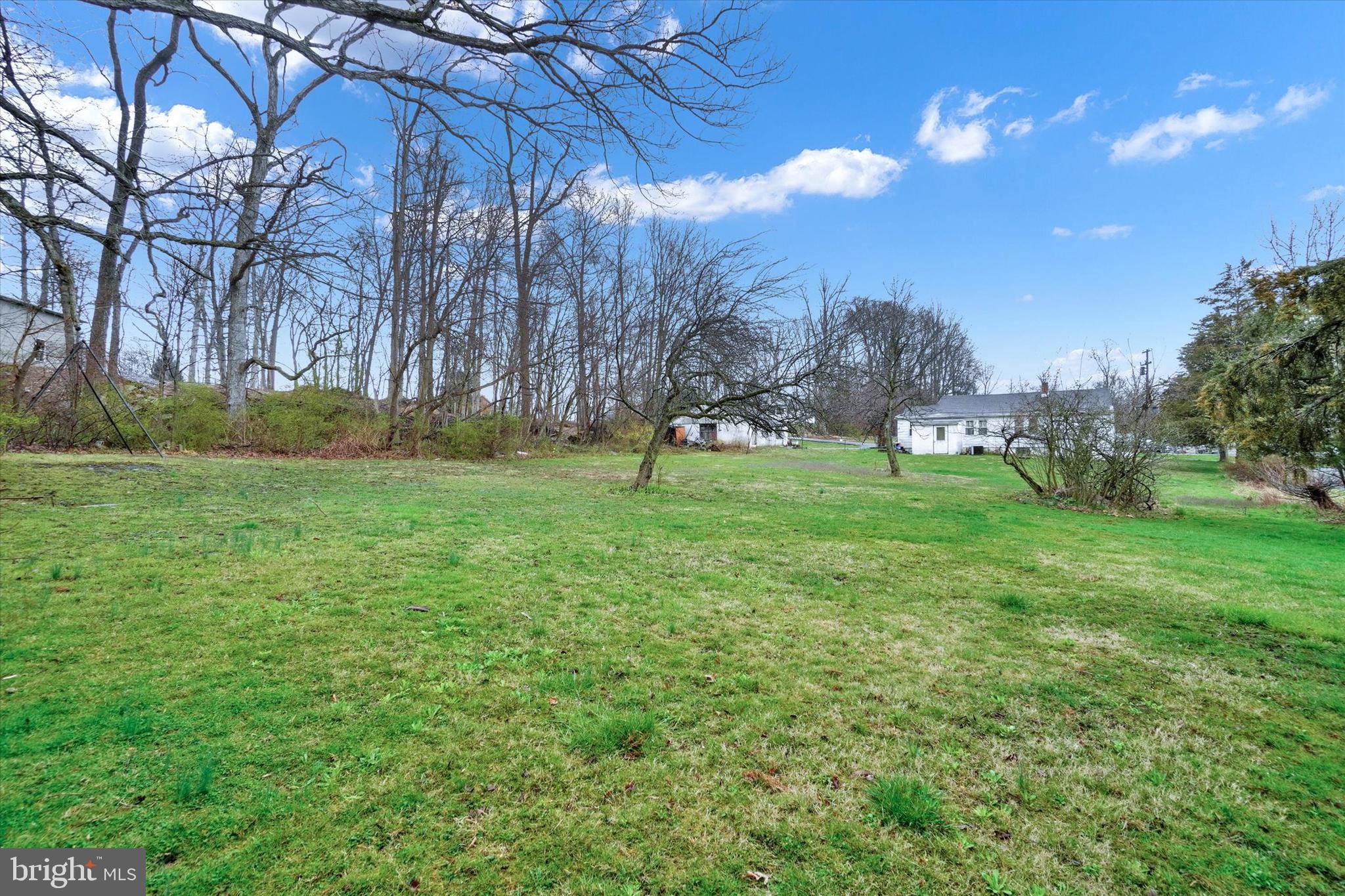 35 Creek Road Manchester, PA 17345 - Photo 16 of 17 Gallery Image 16