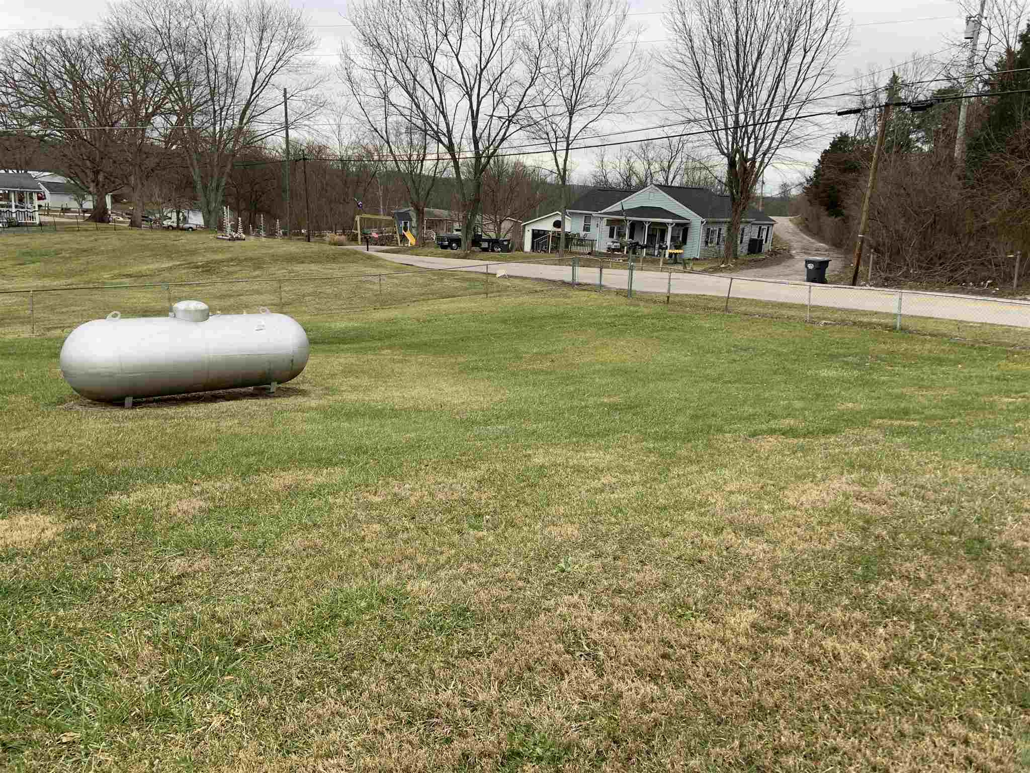 2743 Carthage Road California, KY 41007 - Photo 4 of 20