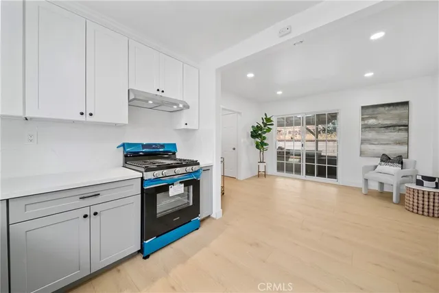 $1,249,000 | 2035 Las Colinas Avenue, Los Angeles, CA 90041