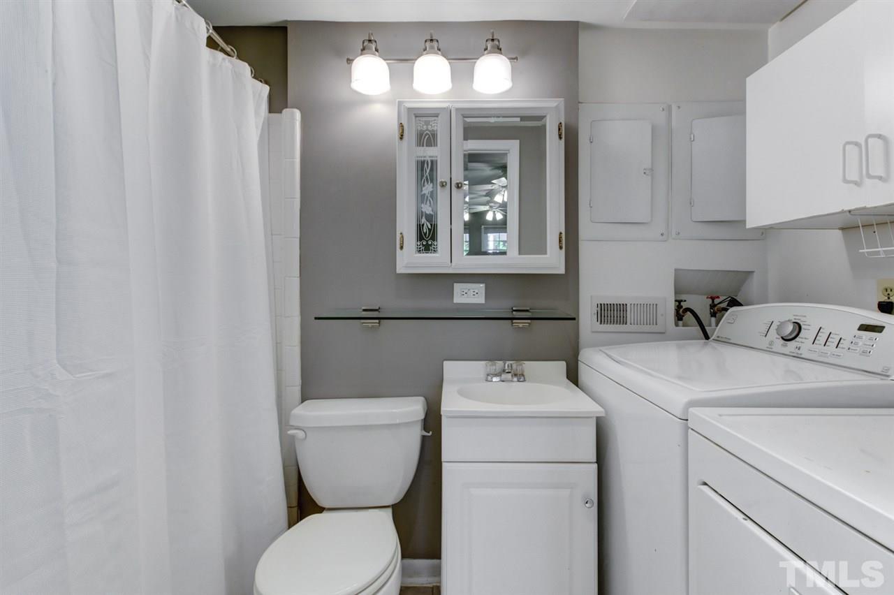 1207 Kingston Ridge Road Cary, NC 27511 - Photo 16 of 30