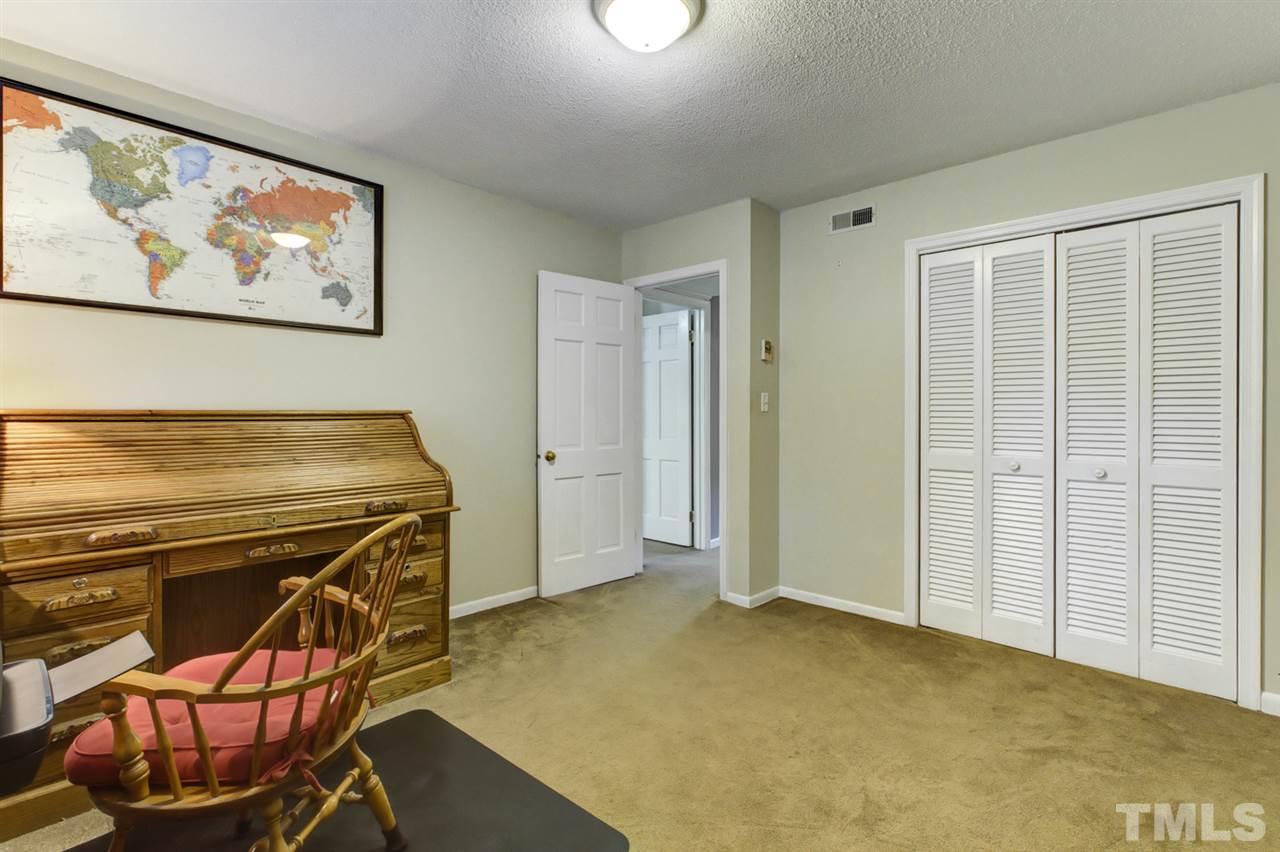 1207 Kingston Ridge Road Cary, NC 27511 - Photo 17 of 30