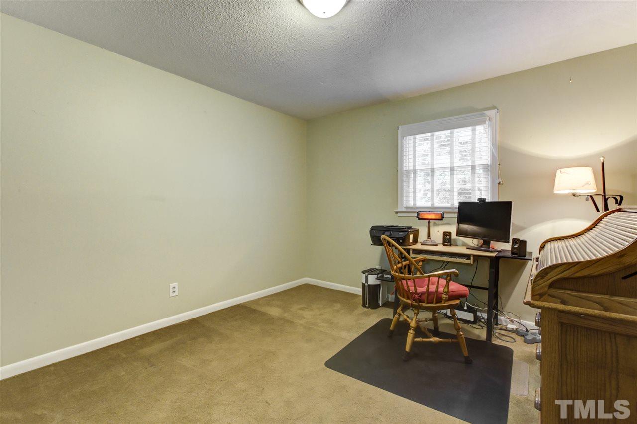 1207 Kingston Ridge Road Cary, NC 27511 - Photo 18 of 30