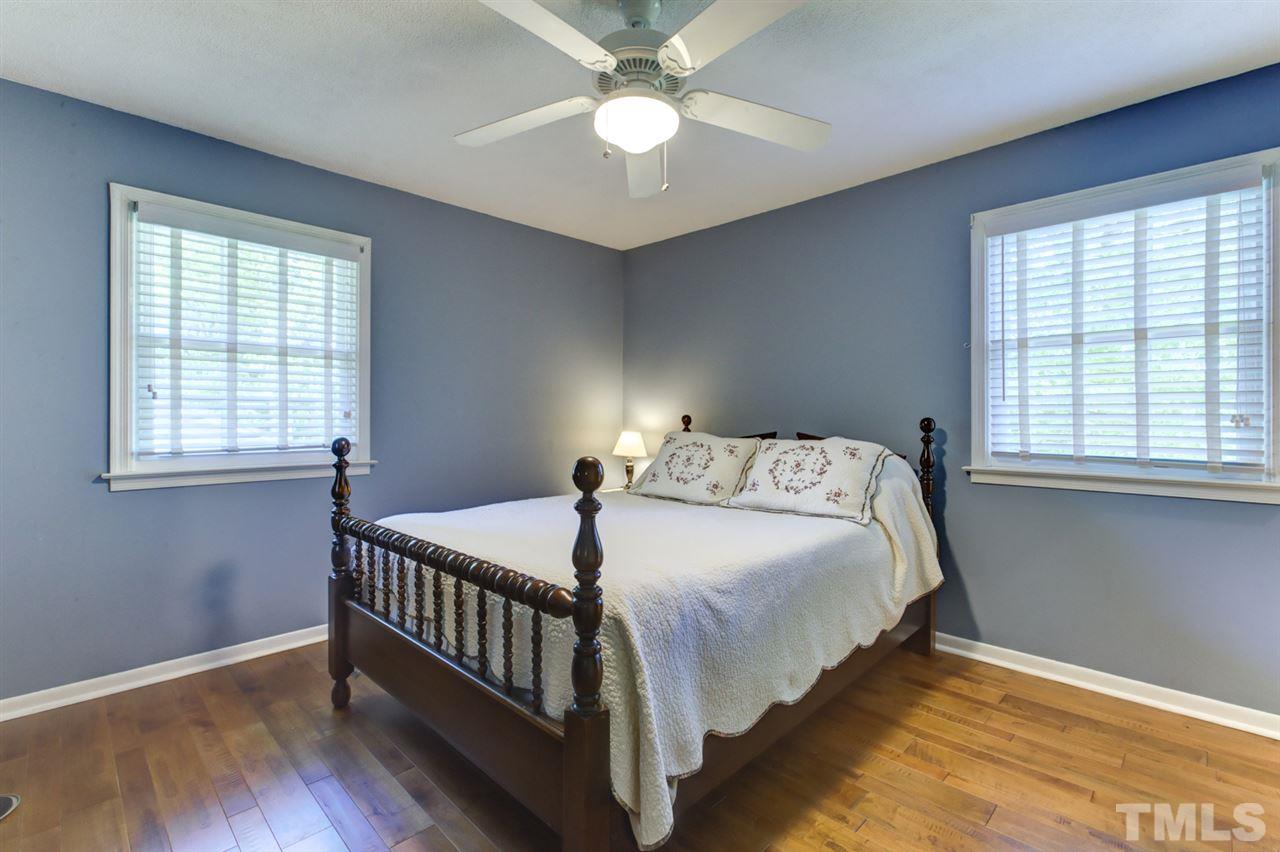 1207 Kingston Ridge Road Cary, NC 27511 - Photo 19 of 30