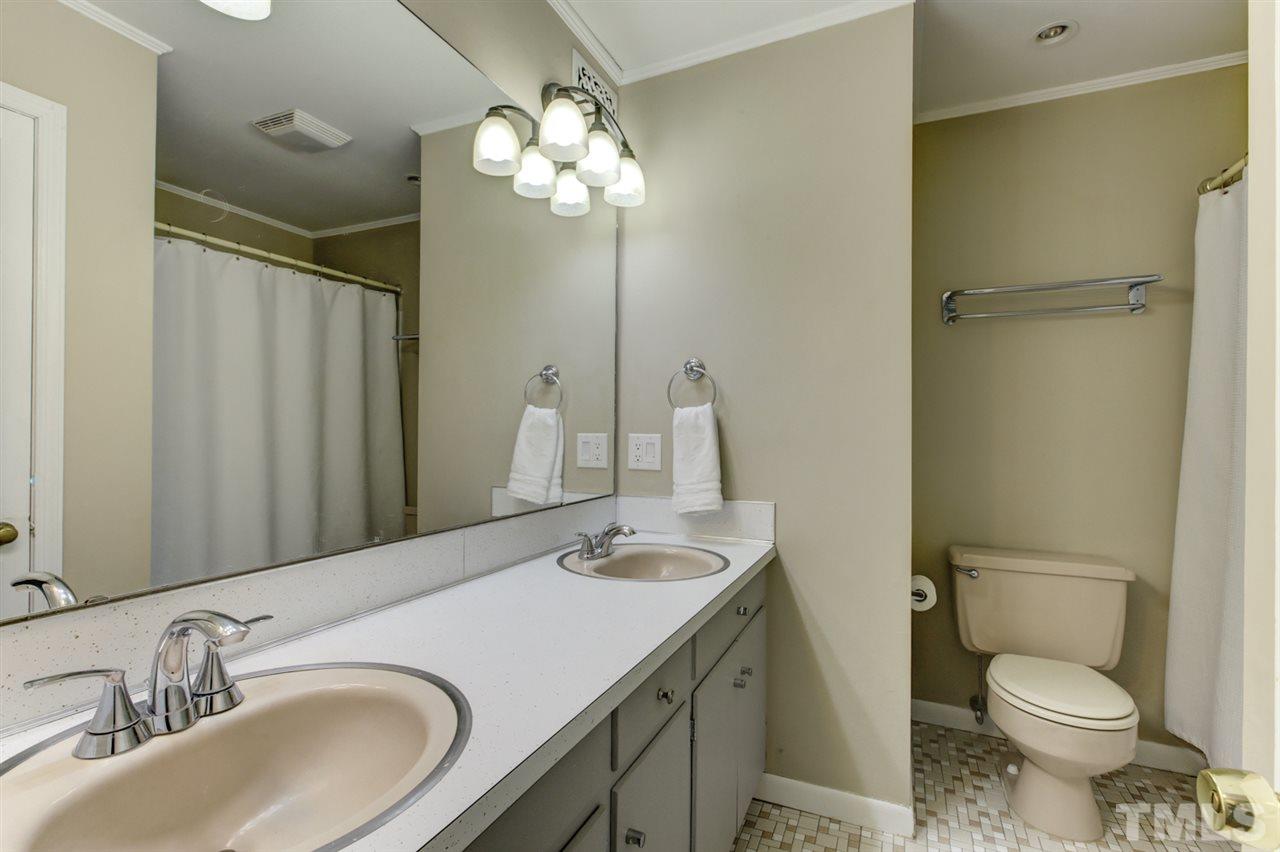 1207 Kingston Ridge Road Cary, NC 27511 - Photo 23 of 30