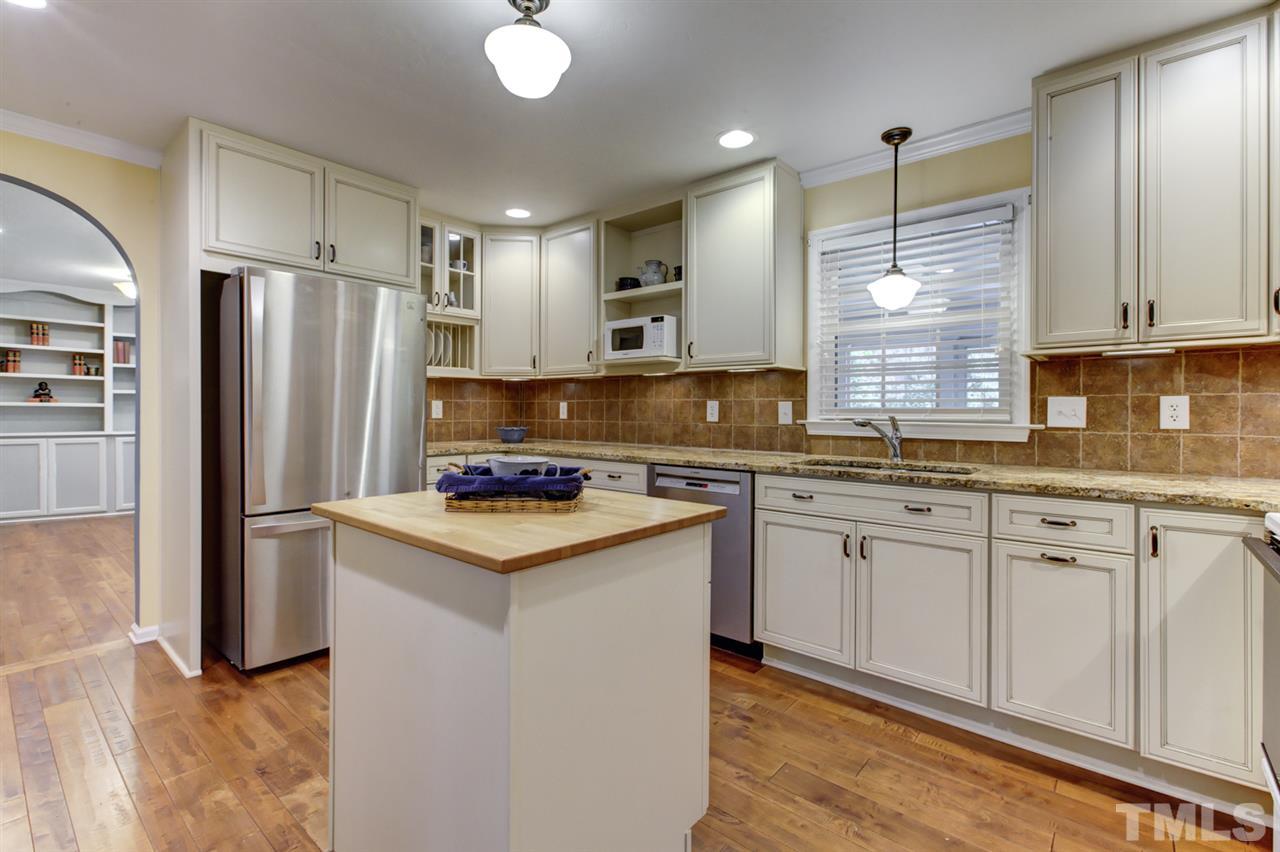 1207 Kingston Ridge Road Cary, NC 27511 - Photo 7 of 30