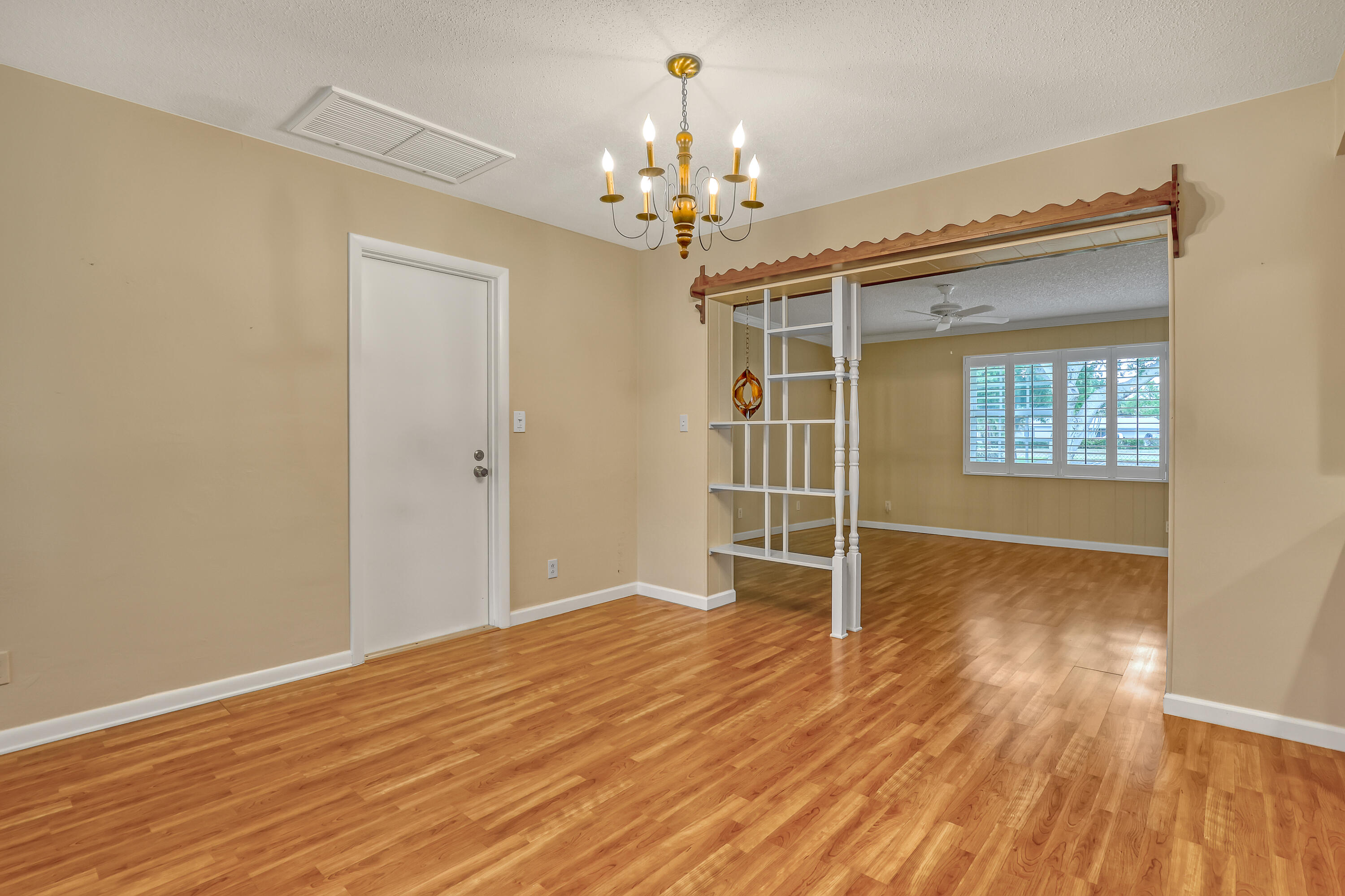 24 Pinetree Circle Tequesta, FL 33469 - Photo 11 of 39 24 Pinetree (12)