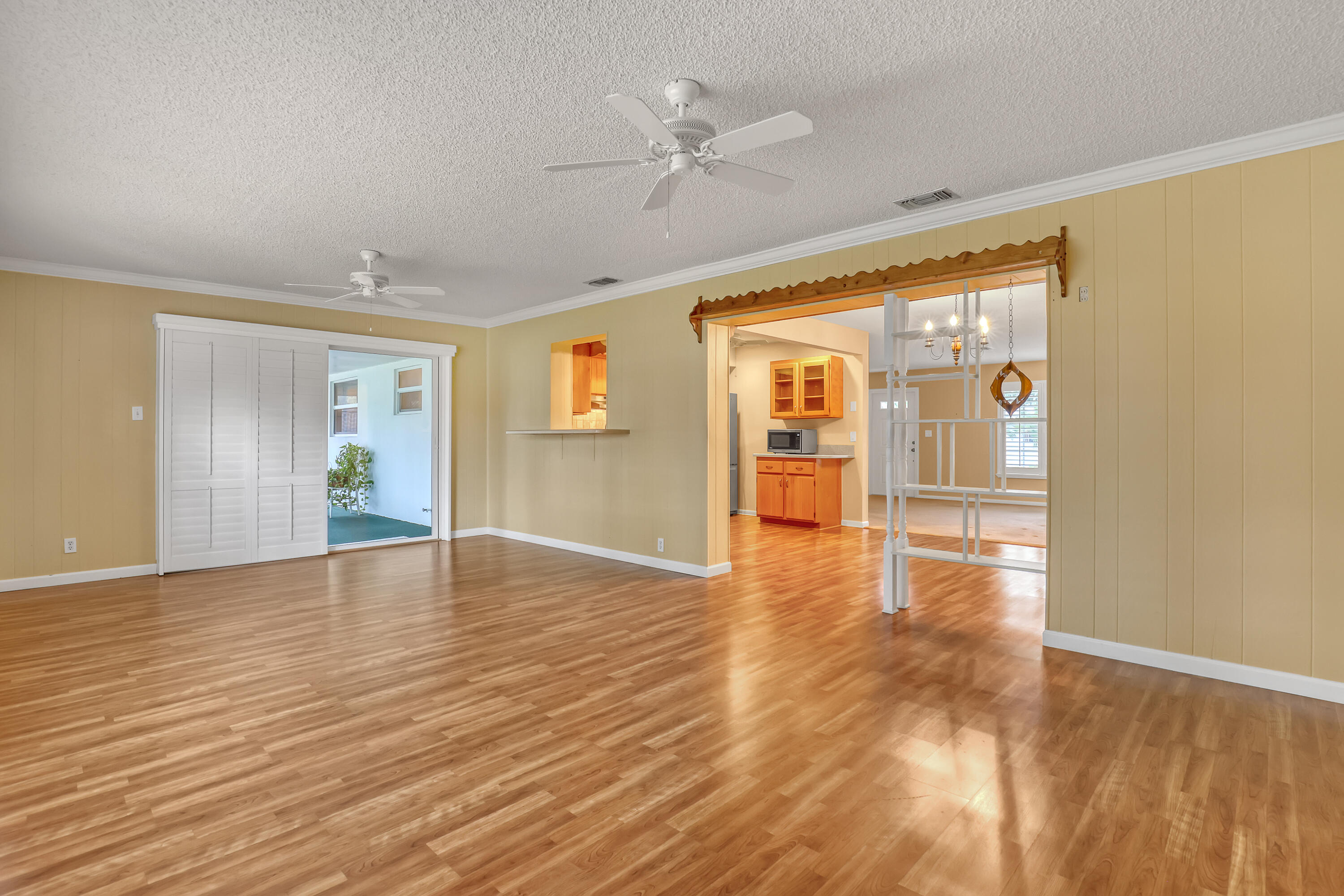 24 Pinetree Circle Tequesta, FL 33469 - Photo 13 of 39 24 Pinetree (14)