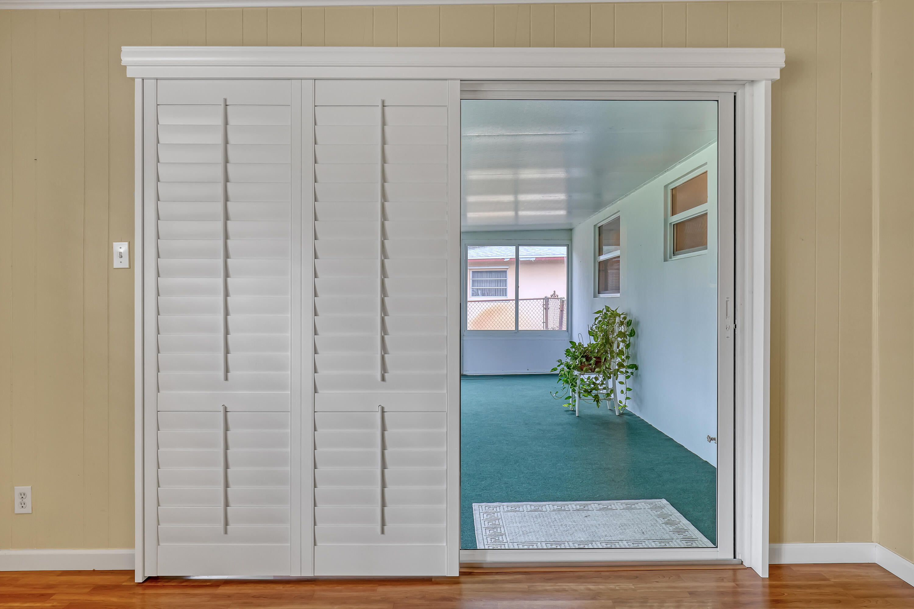 24 Pinetree Circle Tequesta, FL 33469 - Photo 14 of 39 24 Pinetree (15)