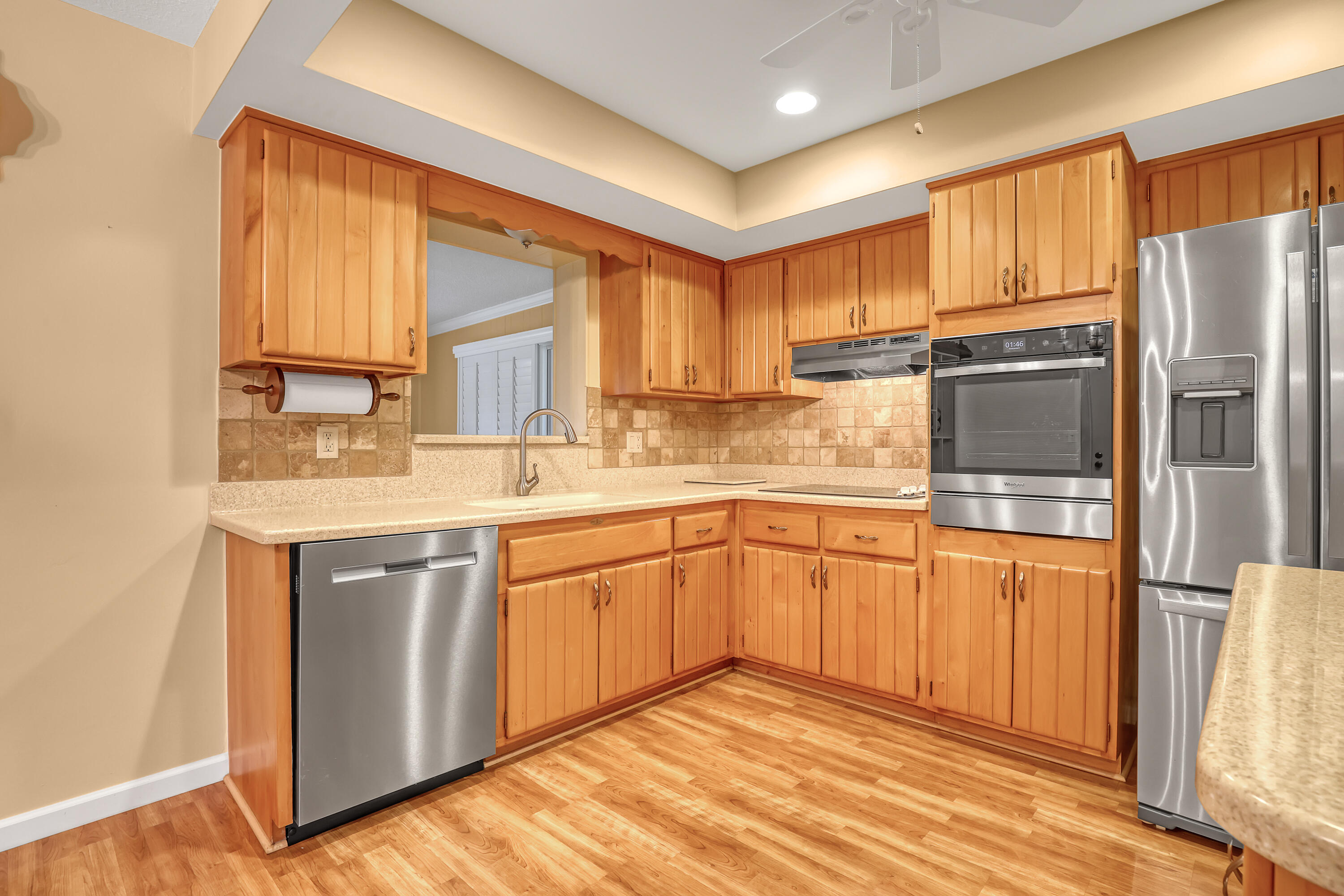 24 Pinetree Circle Tequesta, FL 33469 - Photo 16 of 39 24 Pinetree (17)