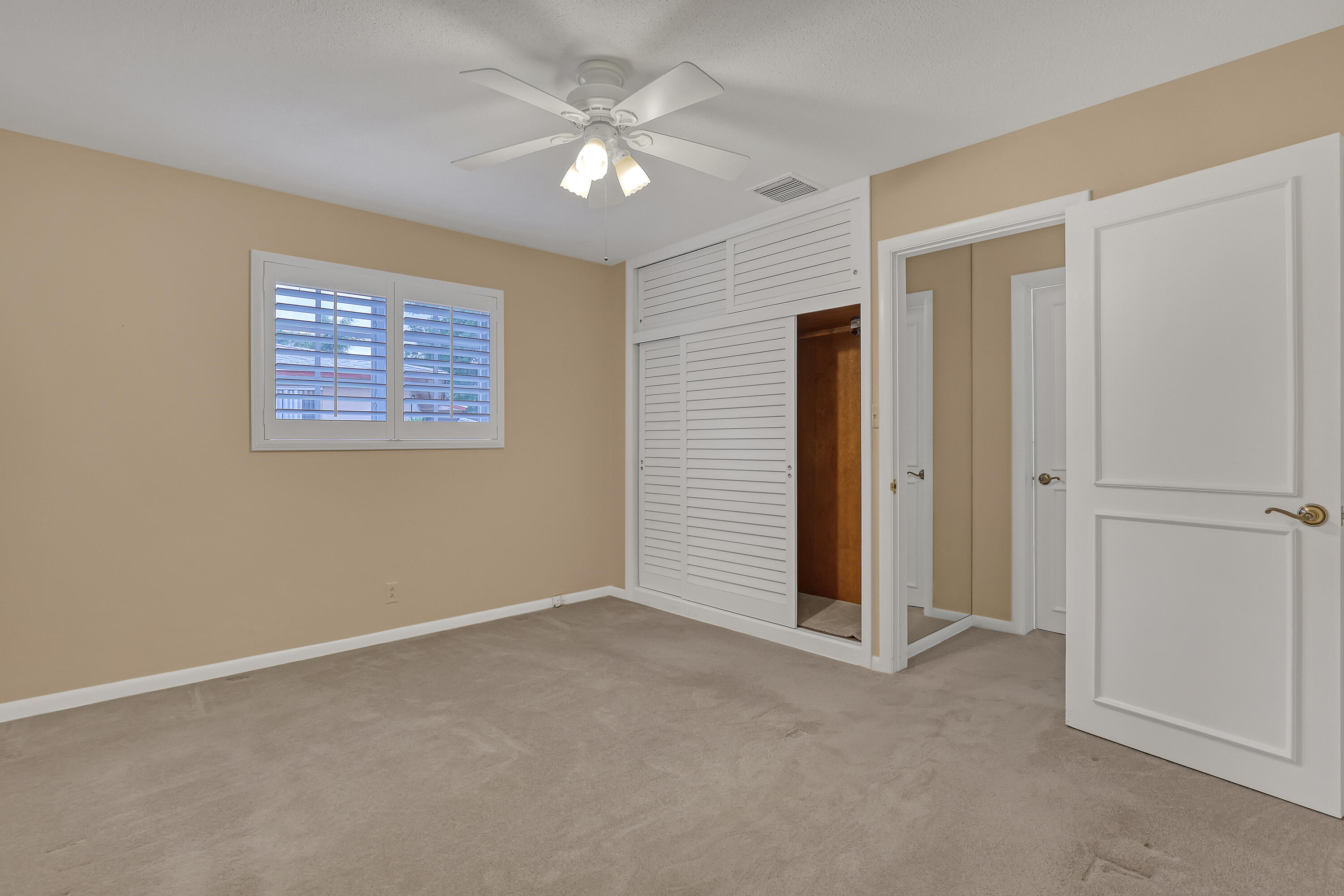 24 Pinetree Circle Tequesta, FL 33469 - Photo 20 of 39 24 Pinetree (21)