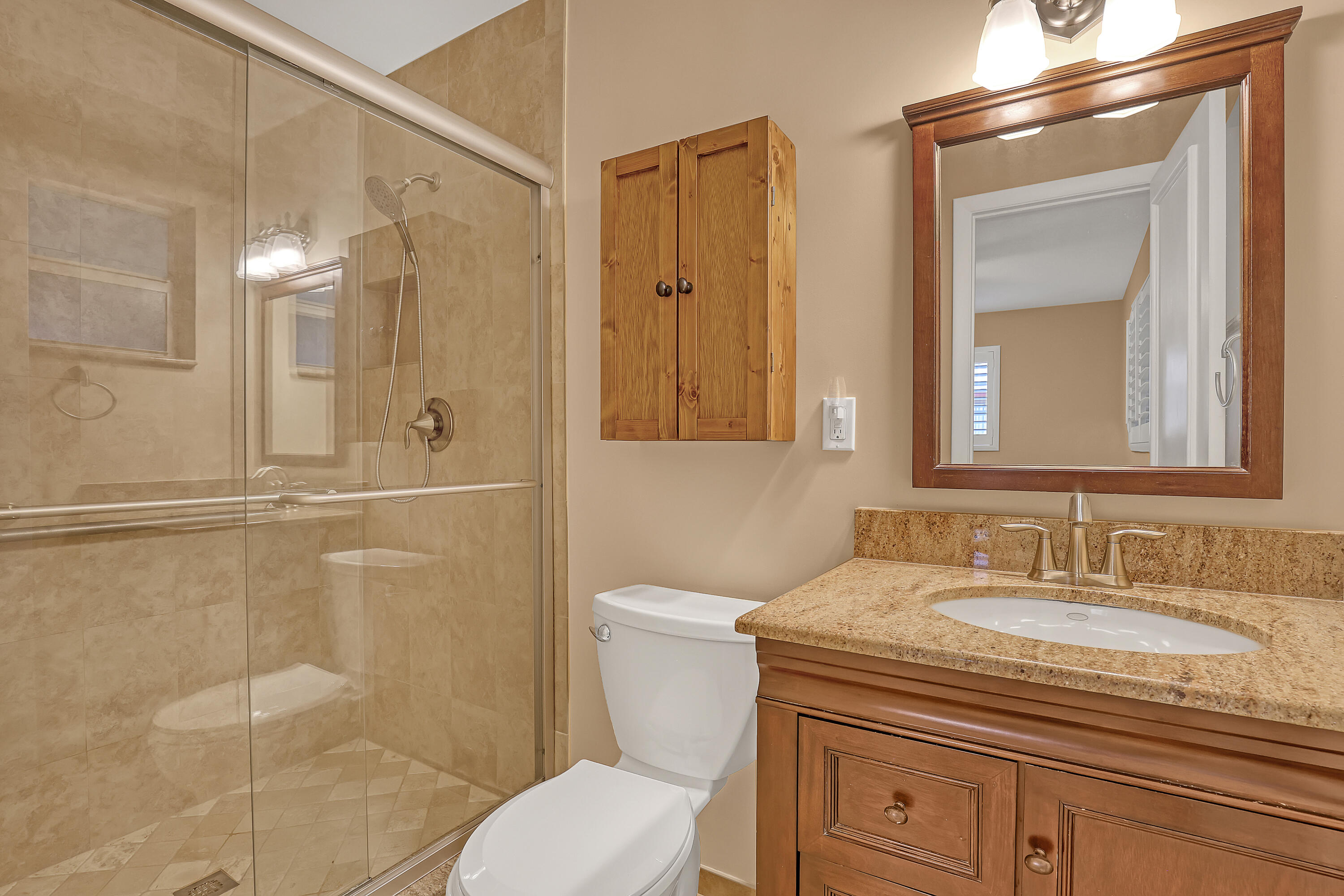 24 Pinetree Circle Tequesta, FL 33469 - Photo 21 of 39 24 Pinetree (22)